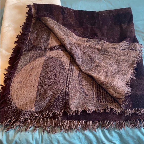 Haus Party Blanket Scarf - Picture 2 of 2